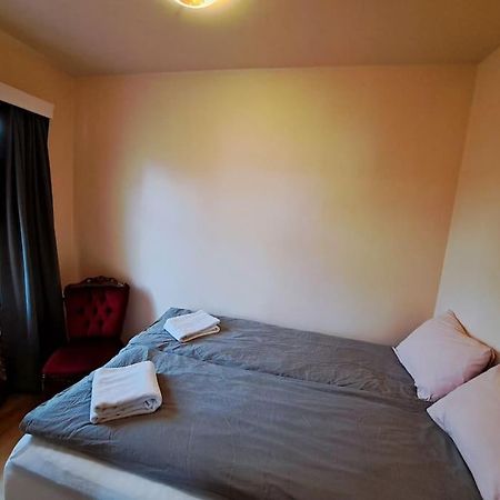 אקורירי Spacious Apartment -Top Location מראה חיצוני תמונה